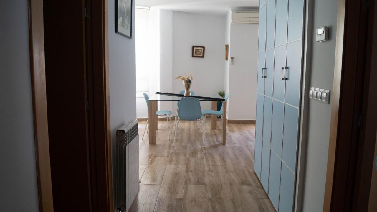 Zaragoza Y Sus 2 Catedrales Appartement Buitenkant foto
